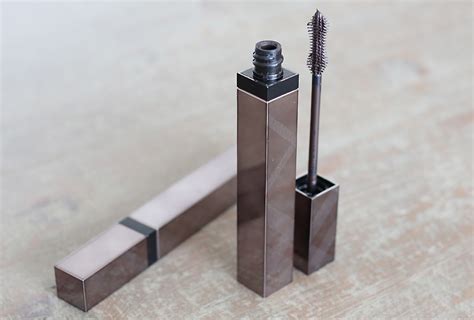 Burberry Volumizing Mascara Products 